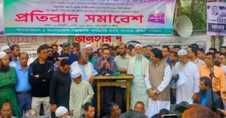 পে-স্কেলের দাবিতে কর্মবিরতিতে যাচ্ছেন কর্মচারীরা